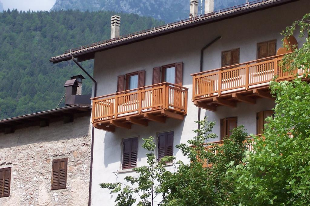 Casa Rondine Apartamento Molveno Exterior foto